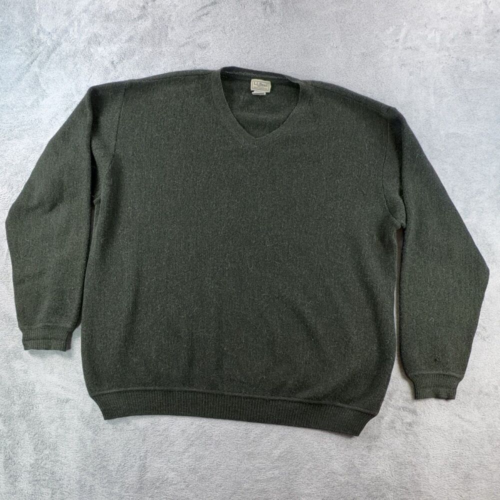 Vintage LL Bean Mens XL Tall 100% Wool V Neck Sweater Green Made in Peru